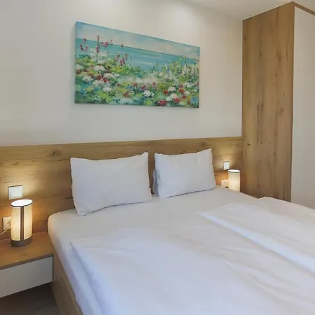 Apartment Admiral Luxury Iii By Bltn Siófok