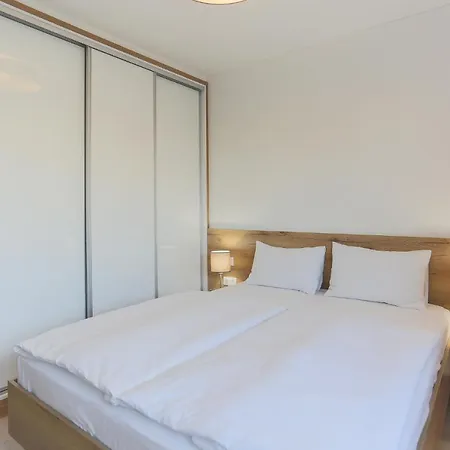 Admiral Luxury Iii By Bltn シオーフォク