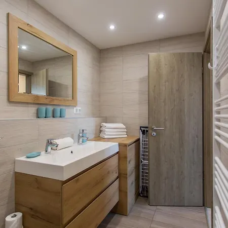 Apartament Admiral Luxury Iii By Bltn *