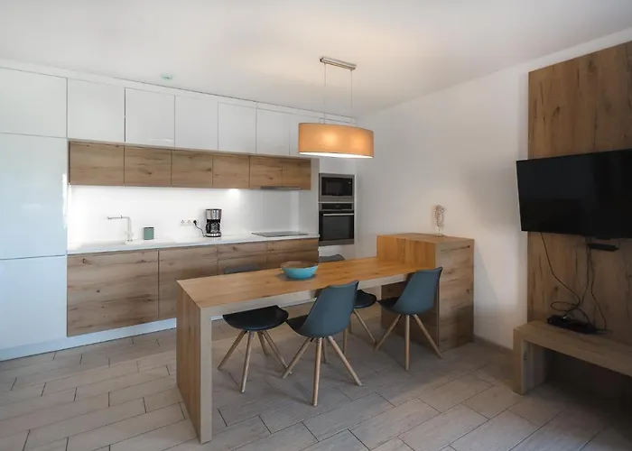 Admiral Luxury Iii By Bltn Appartement