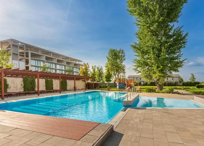 Admiral Luxury Iii By Bltn